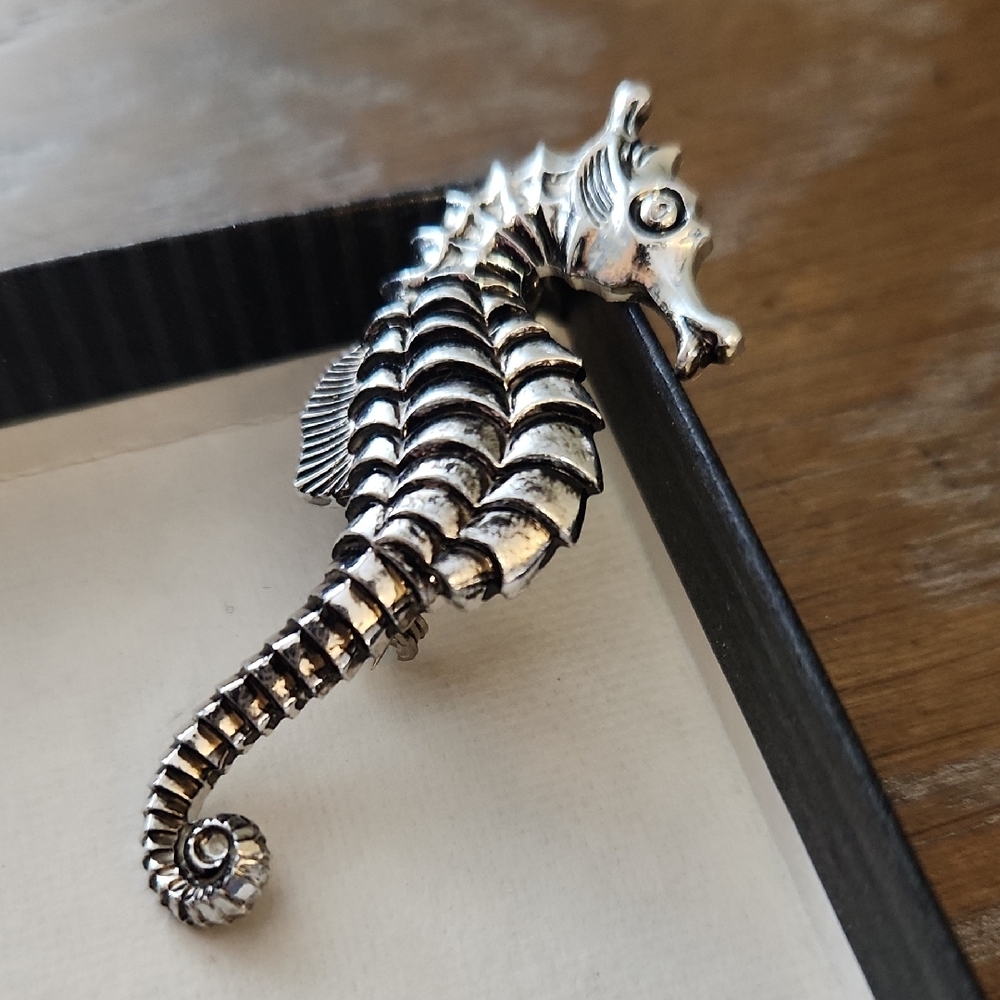 Silver Tone Seahorse Brooch